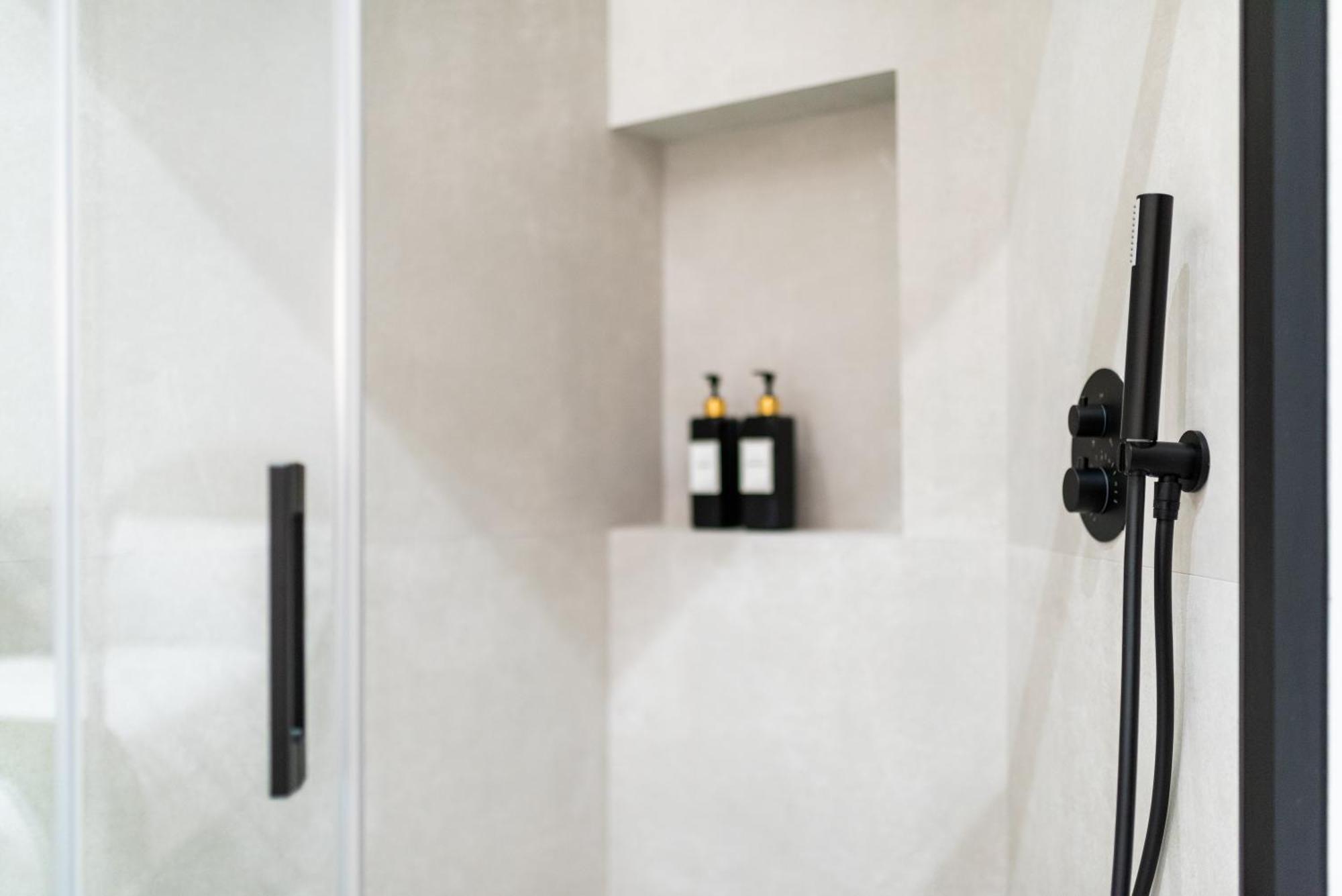 Albahaca Haven Luxury Center Lägenhet Granada Exteriör bild
